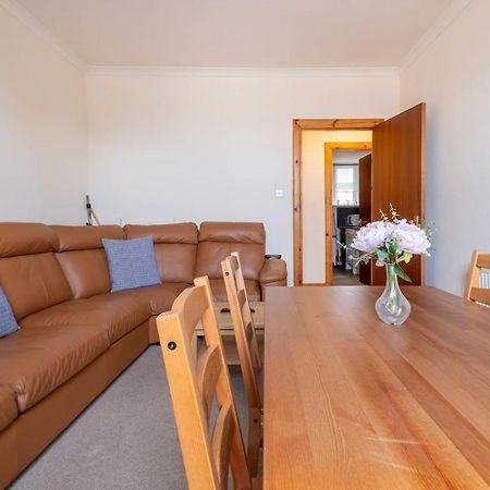 2 Bed Central Ness Apart - May Court Inverness Dış mekan fotoğraf